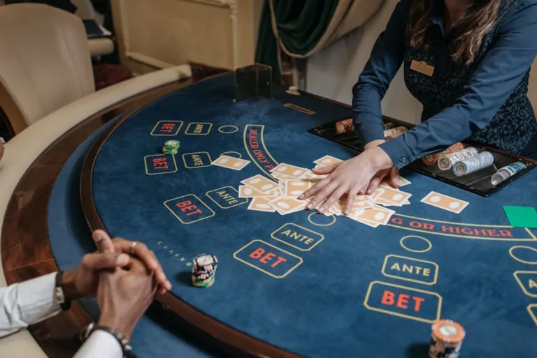 How Live Dealer Games Work for New Players
